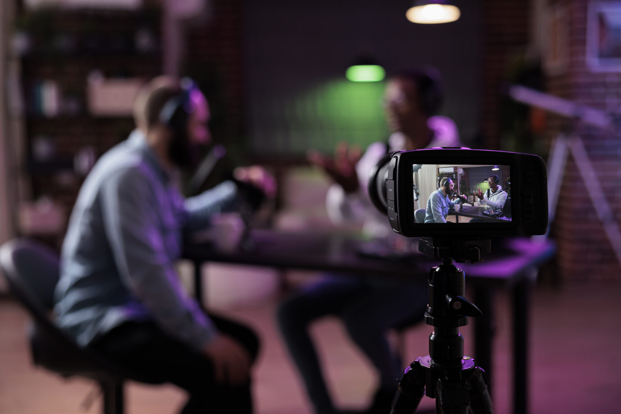 Parlons Local : Les Podcasts Retail de Pub-audit 2024, une année charnière pour le commerce et sa communication locale